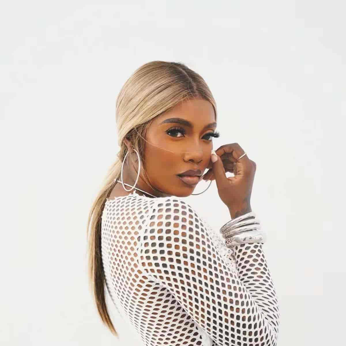 tiwa savage tape (8)